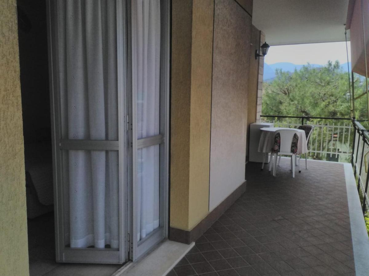 Valter Apartment Pietra Ligure Exterior photo